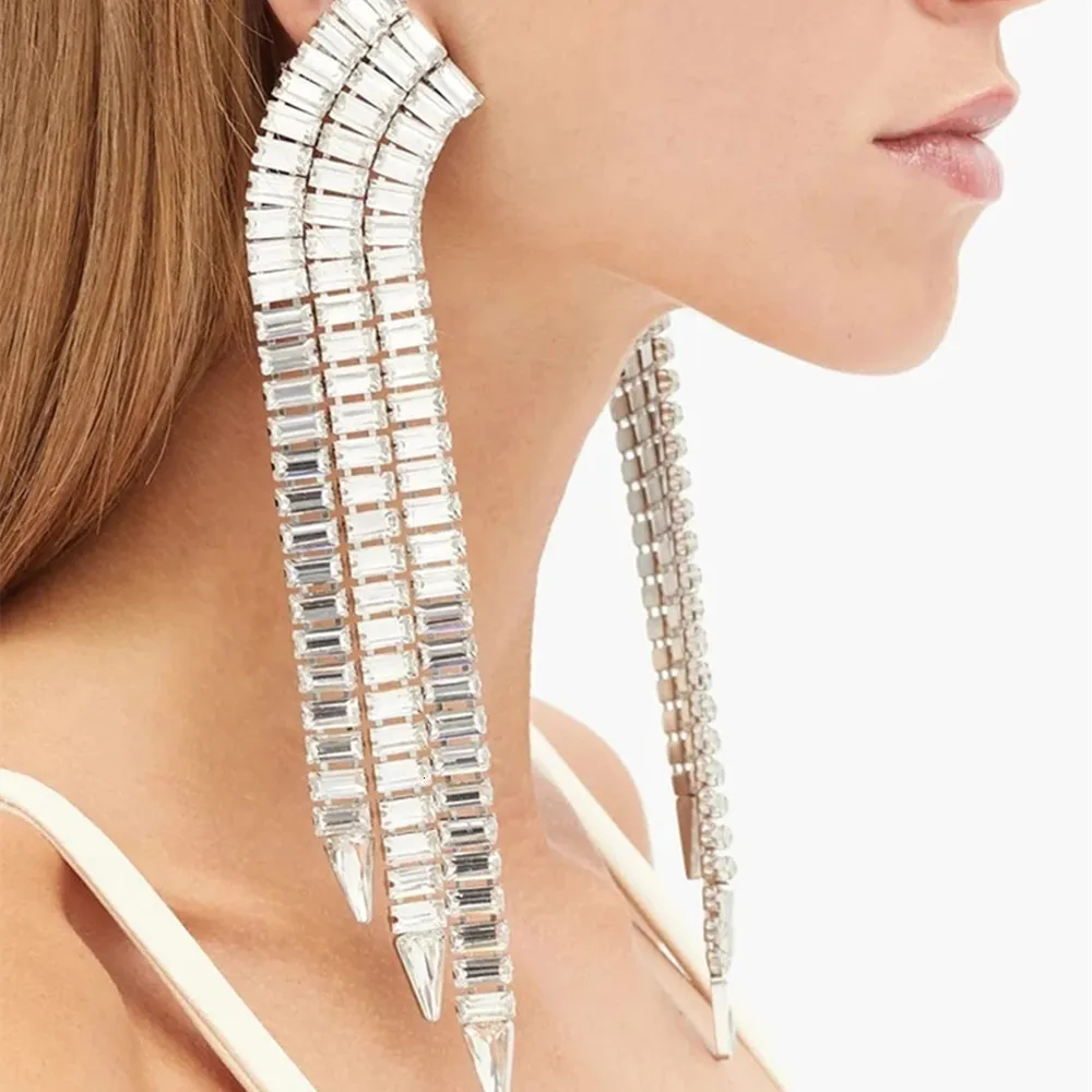 Dangle Chandelier Luxury Long Tassel Rectangle Pendant Drop Earrings Wedding Jewelry for Women Crystal Charm Geometric Dangle Earrings 230617