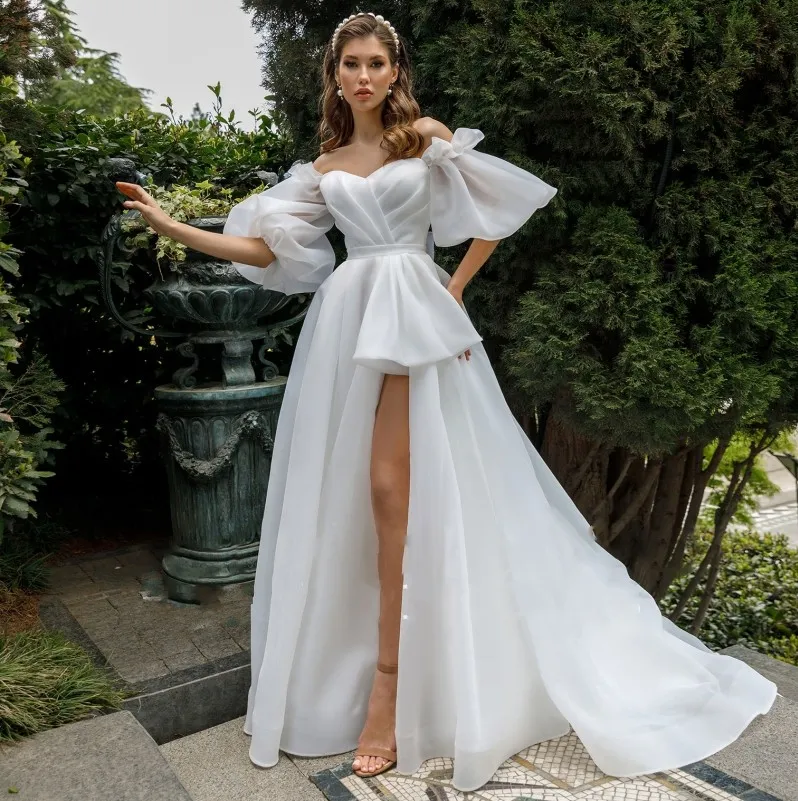 Elegant 2024 Front Short Long Back Boho Wedding Dress With Train