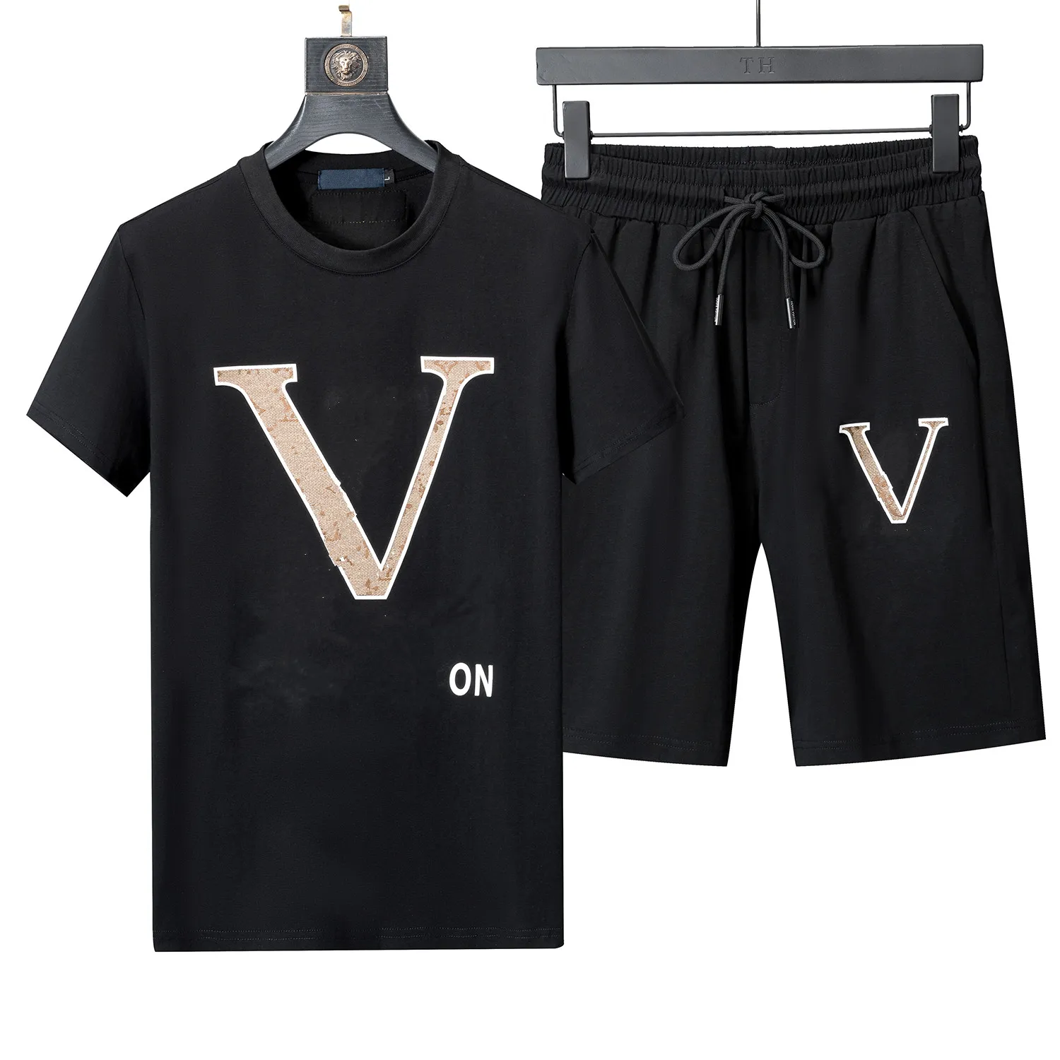 メンズトラックスーツセットジョギング高品質のTシャツパンツ2ピースアウトドアスポーツウェアスーツストリートヒップホップカジュアルウェアスポーツティーVVV