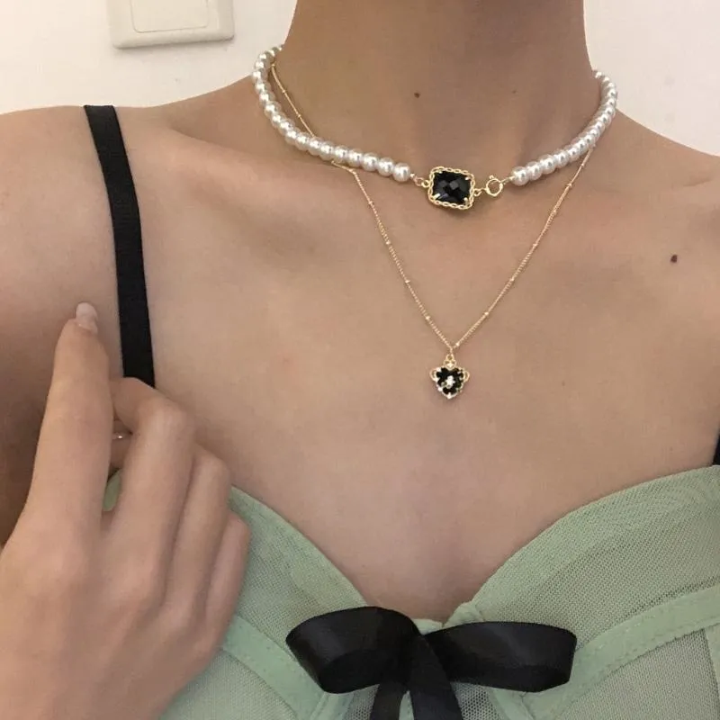 Pendant Necklaces 12pcs/lot Retro Black Gemstone Pearl Necklace Female Summer Light Luxury Niche Double-layer Temperament For Women