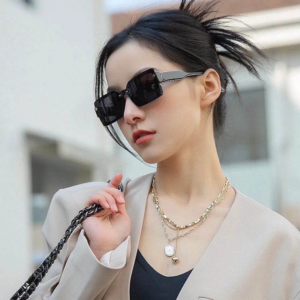 2023 Fashion Queen Exclusive Hot Selling New Style Square Fashion Cool Appearance Design Women's Grey Black Khaki Sunglasses Daily Wear Casual Classic Versatile