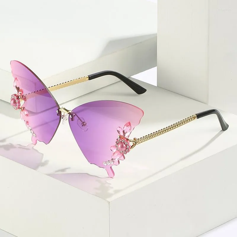 Solglasögon Butterfly Rimless Diamond for Women Fashion Elegant Driving Street Metal Sun Glasses Vintage Trend Ladies Eyewear