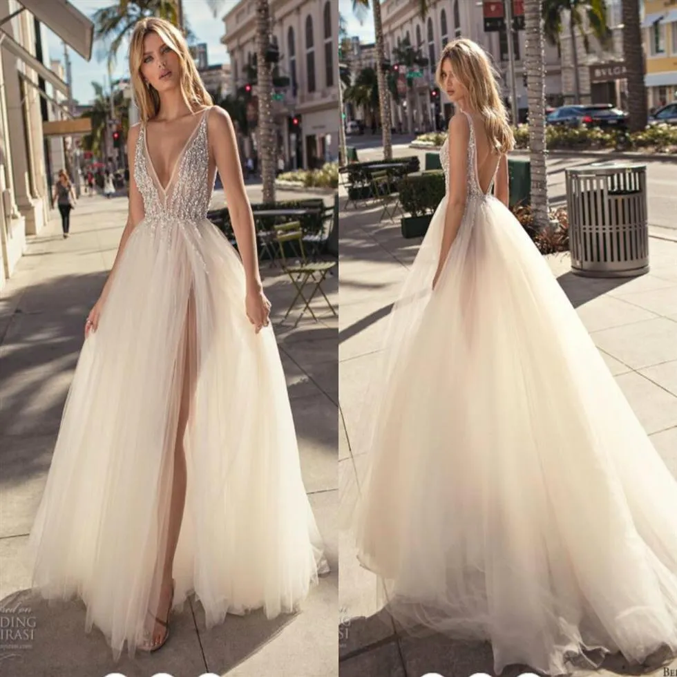 2019 Muse Berta Bohemian Wedding Dresses Deep V Neck Lace Bedeed 스팽글 측면 스플릿 백리스 비치 웨딩 가운 스윕 트레인 Robe D2966