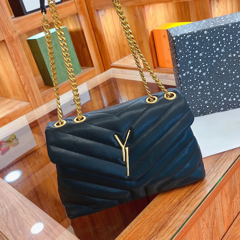 Womens Handbag Designer väska axelväska mjuk läderväska svart klassisk diagonal quiltningskedja ventil med medelstora kroppsväska 230718