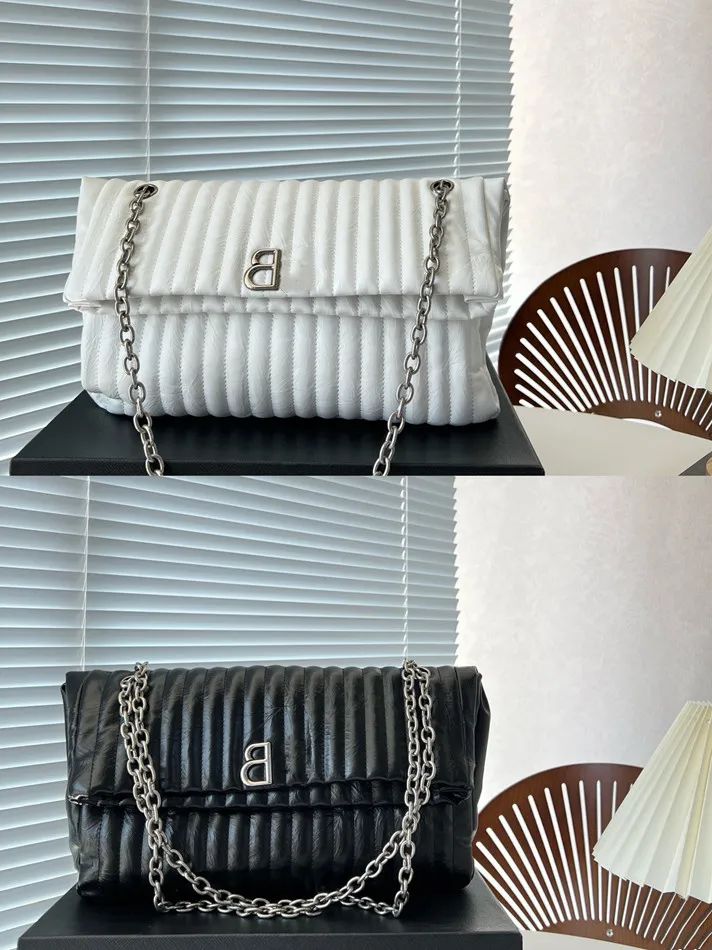 Top quality designer soft crush bag pleated stripes crossbody bags B letters hasp chain flap handbags oil wax women 33cm large shoulder bag