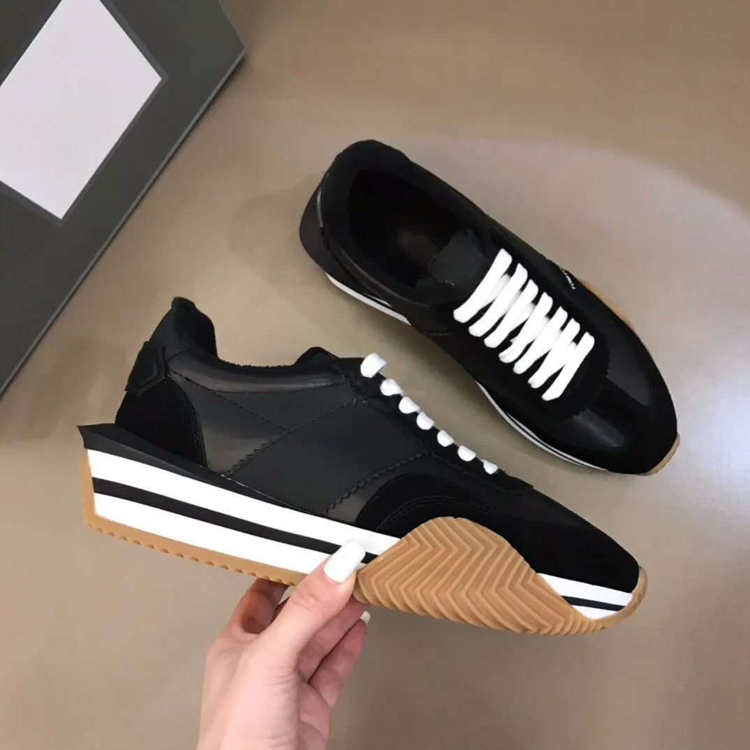 Luxe Super Qualité 1.1 James Hommes Baskets Chaussures En Cuir Garni En Nylon En Daim Sports De Plein Air Chunky Semelle En Caoutchouc Planche À Roulettes Casual Marche Vélo Randonnée Chaussure Avec Boîte