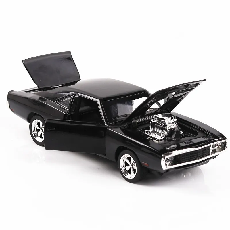 Diecast Model Car 132 Diecasts Toy Vehicles Classic Challenger The Fast Car Model with Sound Light Car Toys and the Furious for Boy Children Gift 230617