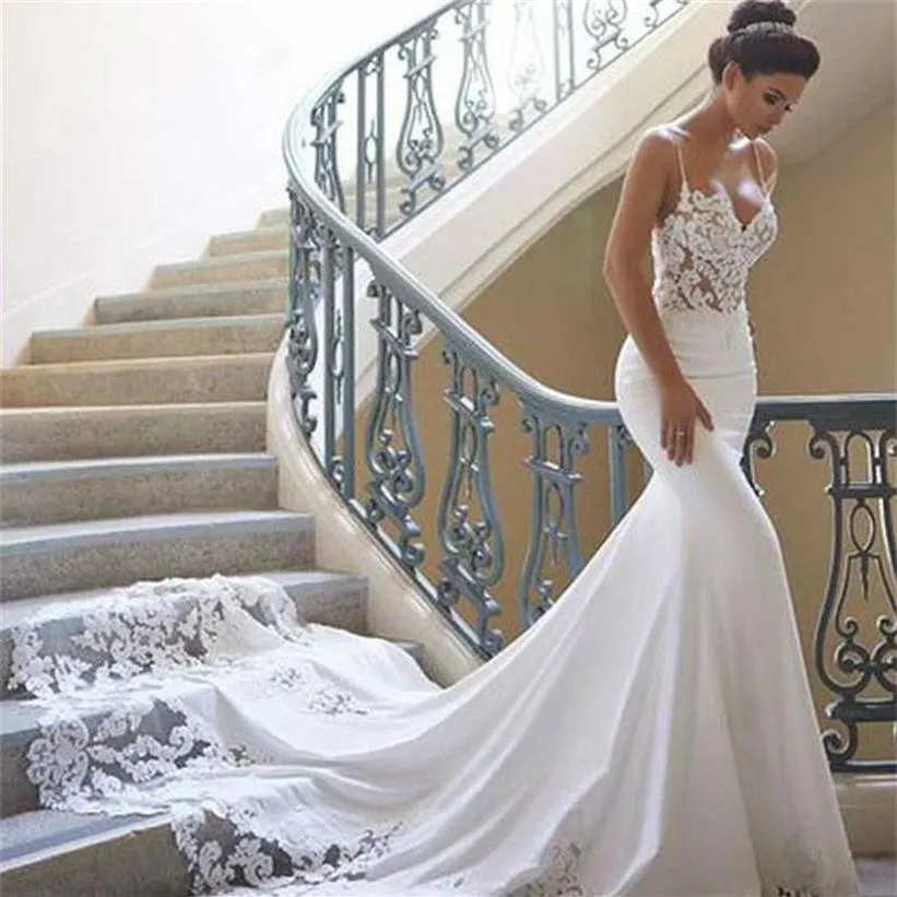 Sleeveless Satin Lace Strappy Mermaid Wedding Dress With Appliqued