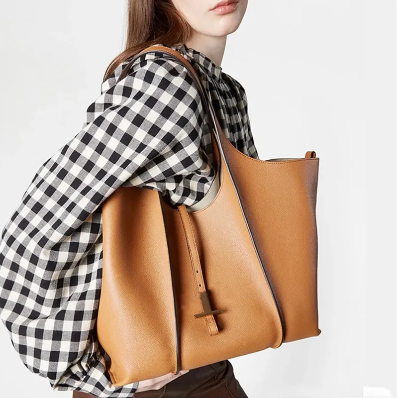 Borsa grande in pelle vintage di design Shopping per donna 2023 Nuova borsa a tracolla multifunzionale alla moda