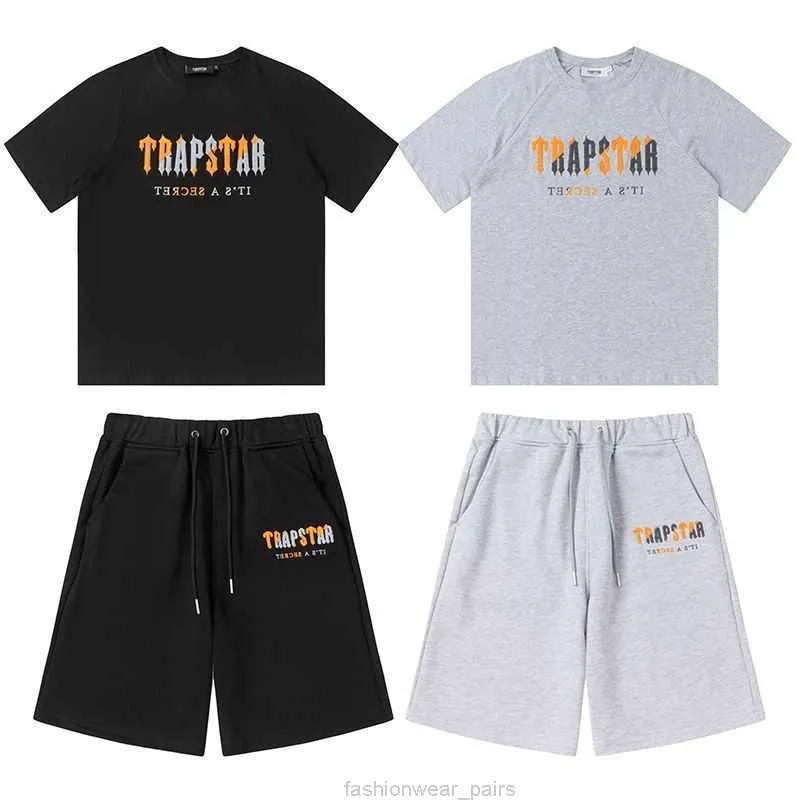 Vêtements de mode de créateurs Survêtements pour hommes T-shirts T-shirts Chemises Shorts Trapstar Orange Gris Serviette Broderie Casual Loose Fashion Polyvalent Shorts à manches courtes pour