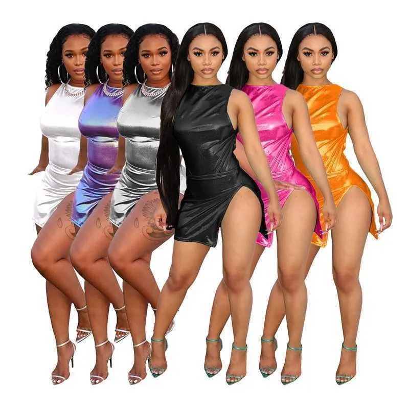 2023 Summer Designer Dress Sexy Fashion Shiny Leather Slim Slim Fit Open Rackpack Ship Короткая юбка с двумя частями