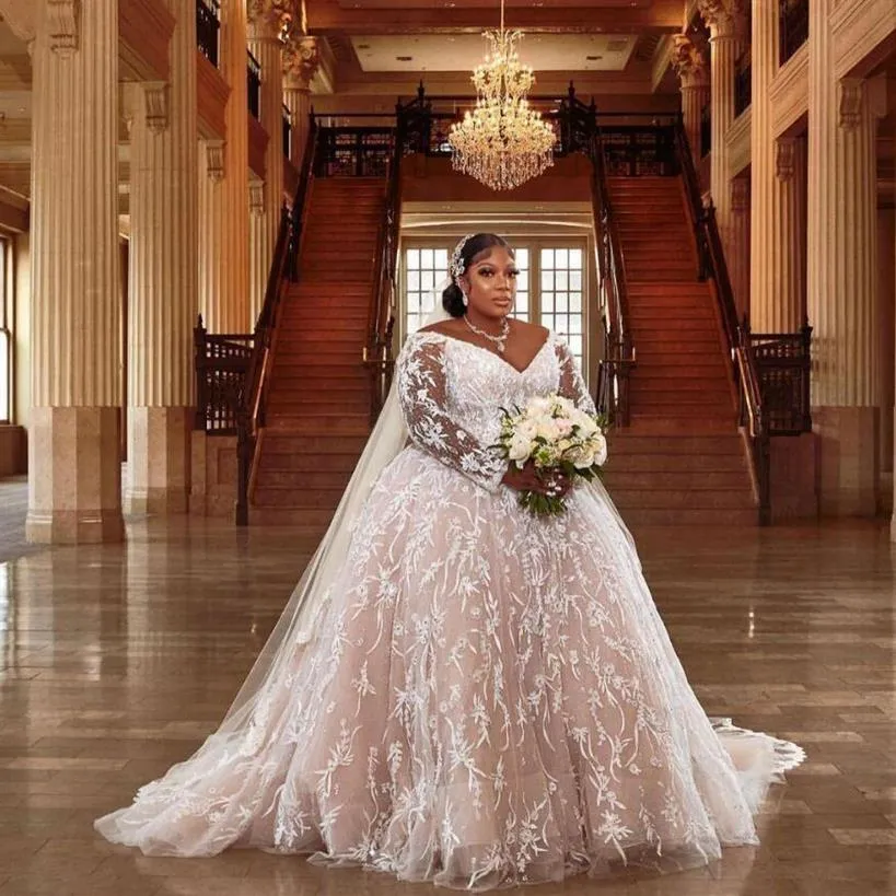 2021 vestido de novia de talla grande encaje champán rubor manga larga vestidos de novia apliques cuello en V corsé en la espalda Iglesia matrimonio Dresse252H