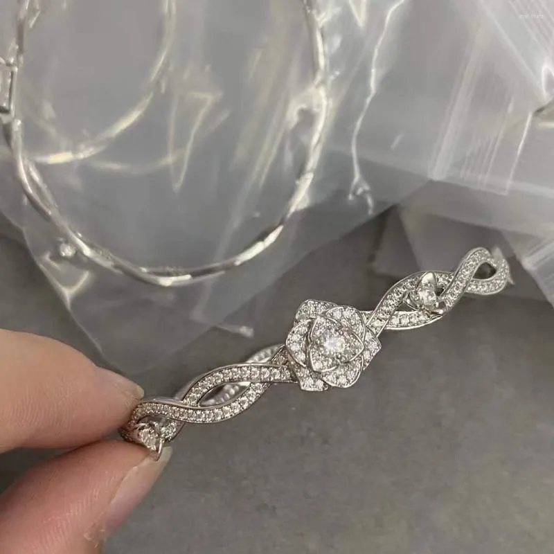 Bolegle Charm Women Zircon Flower Rose Bransoletka geometryczna fala Wale Weddna Kryształ Kwiatowy Kształt Masowa marka biżuterii