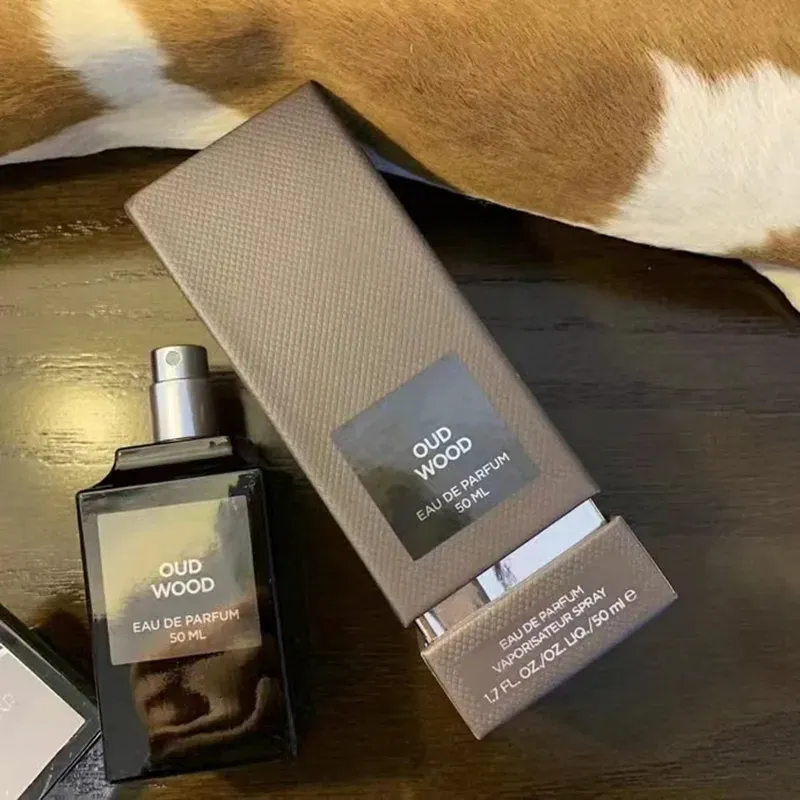 Luxe man parfum geurontwerper merk Oud Wood Spray EDP 50 ml natuurlijke unisex cologne langdurige geurgeur voor geschenk 1.7 fl.oz eau de parfum stock