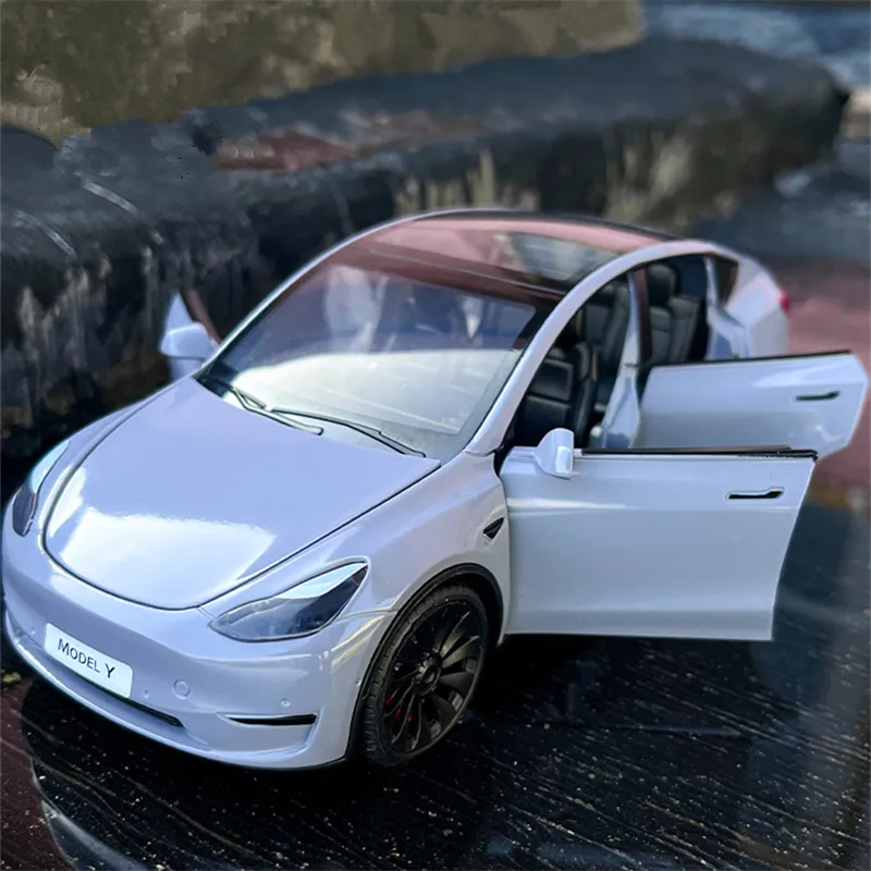 Diecast Model Car 1 24 Model Y SUV Alloy Car Model Diecast Metal Toy Vehicles Car Model Simulation Collection Sound and Light Childrens Gift 230617