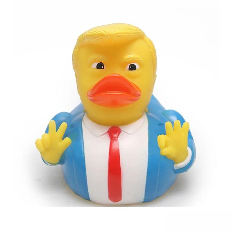 Parti Dekorasyonu PVC bayrağı Trump Duck Favor Banyo Yüzen Su Oyuncak Toys Hediye Bırakma Evi Bahçe Festival Malzemeleri Etkinlik Dhzbb