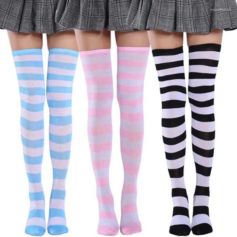 Calcetines de mujer Lolita Rainbow Medias JK Girls Medias a rayas hasta el muslo Kawaii Anime japonés Largo sobre la rodilla Gyaru Calcetín de pantorrilla