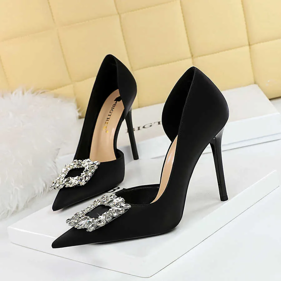 SBYOJLPB Women's Shoes Metal Chain Diamond Shiny Block High Heel Pumps  Ankle Strap Casual Square Toe Sandals Black 8.5(41) - Walmart.com