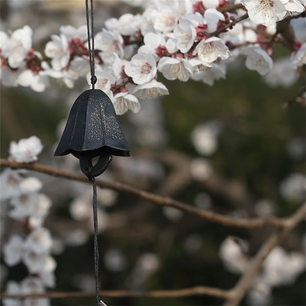 Campanello A Vento Giapponese In Ghisa A.F.N.A.L – Decorazione Da Esterno Per Giardino, Patio O Balcone, Elegante Pendente In Metallo Con Ortensia, Regalo Portafortuna
