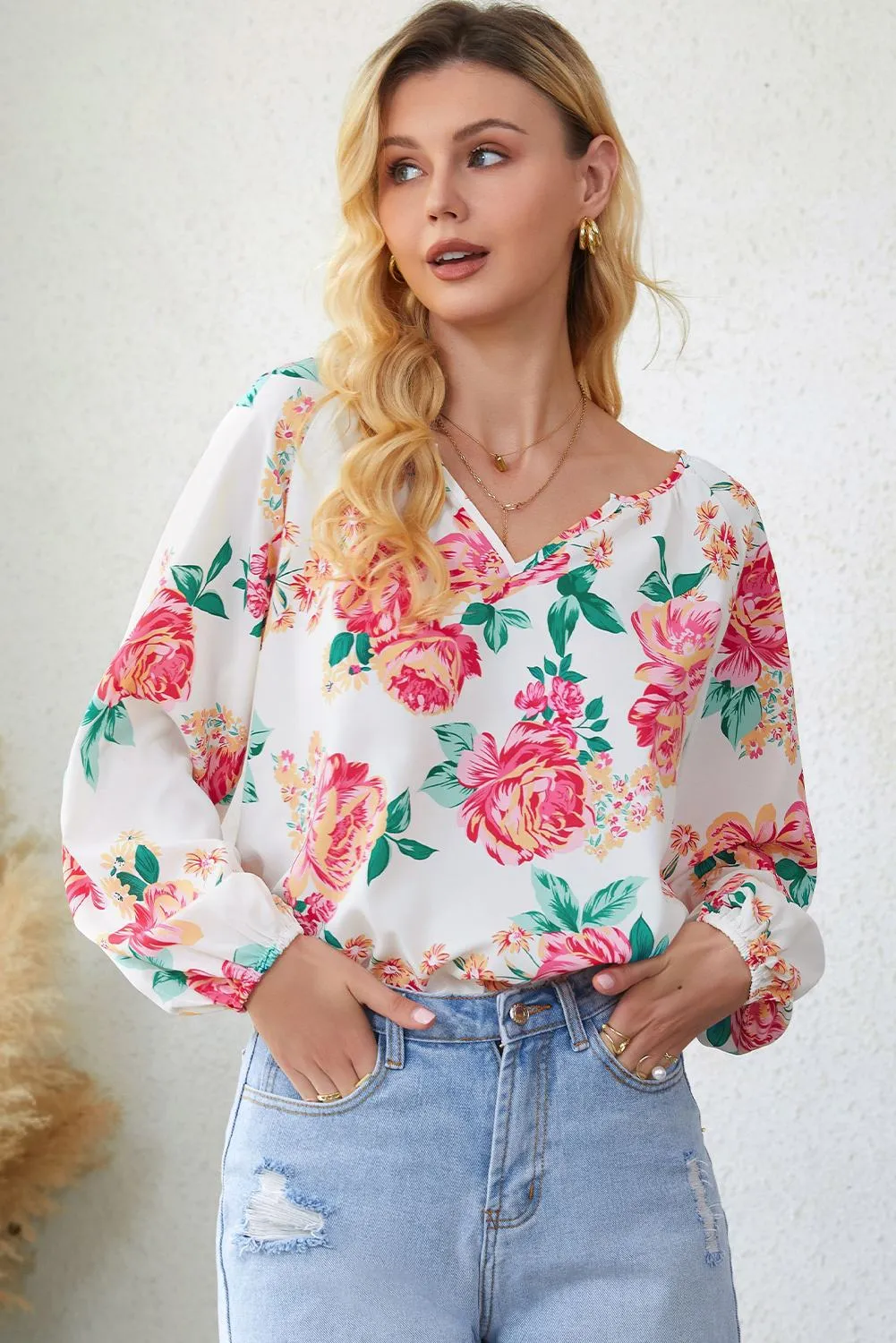 Groothandel snelle verzending herfst dameskleding bloemenprint tops notch v-hals pofmouwen blouse