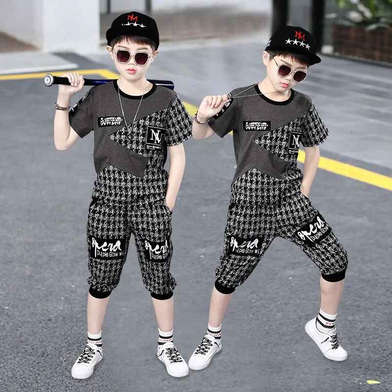 Abbigliamento estivo shop ragazzo