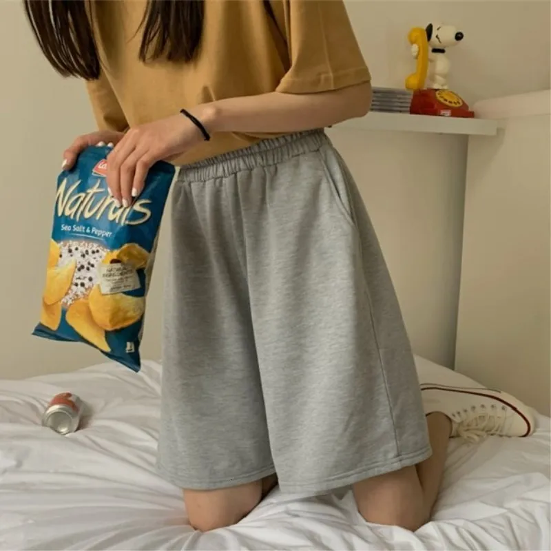 Pantaloncini da donna Estate Donna Elasticità Belle ragazze Stile coreano Studenti dolci Harajuku Pantaloni semplici oversize grigio puro Donna 230620