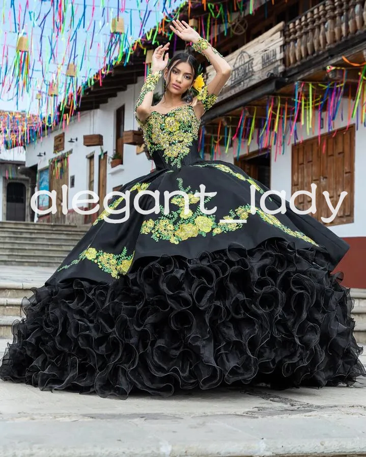 Charro Princess Quinceanera Vestidos Pretos Com Manga Longa Babados Ruched Puffy Saia Espartilho vestidos formatura juvenis