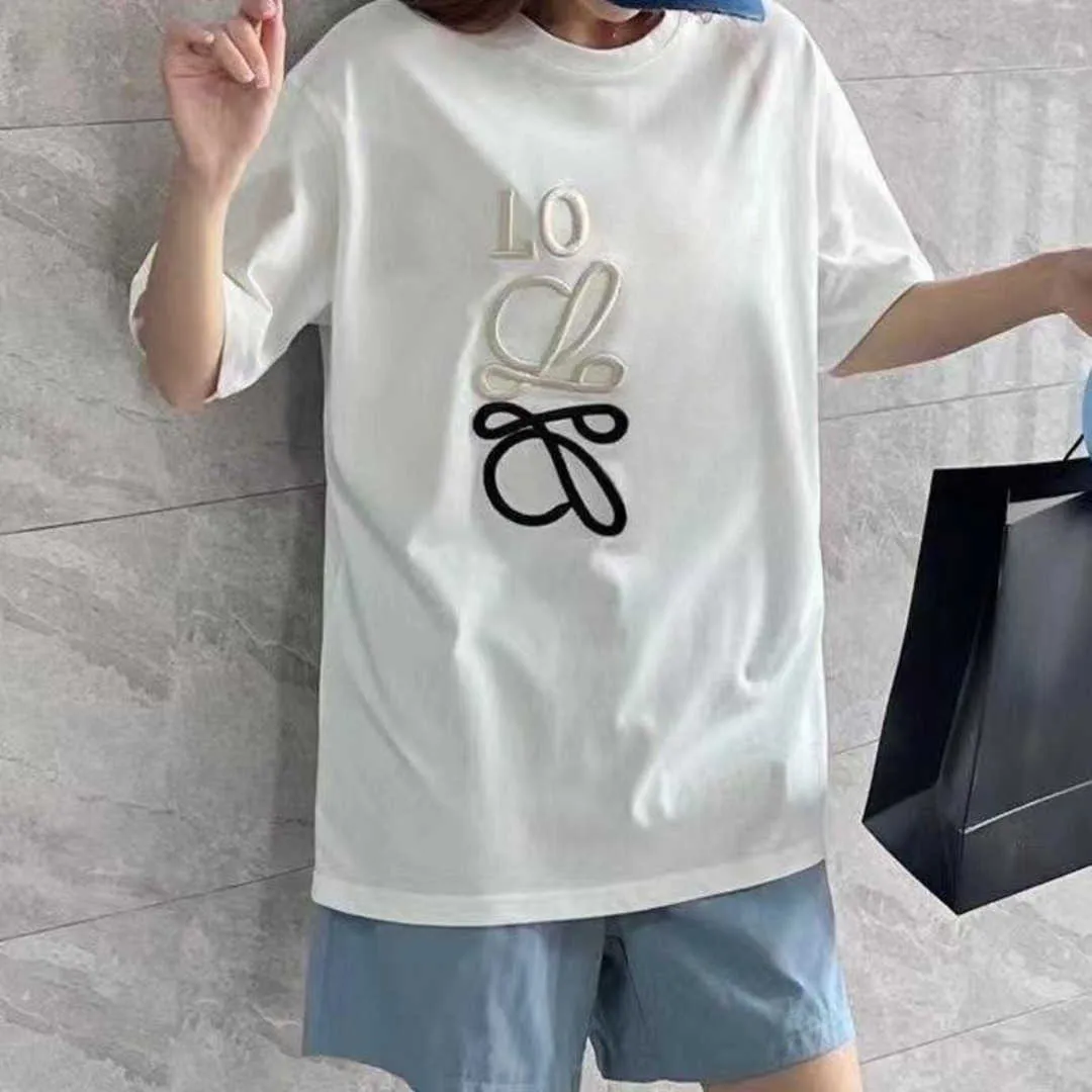 23SS Womens T Classic Chest broderie Tee Graphic Designer T-shirt Femme Round Neck Short à manches T-shirt Coton Summer