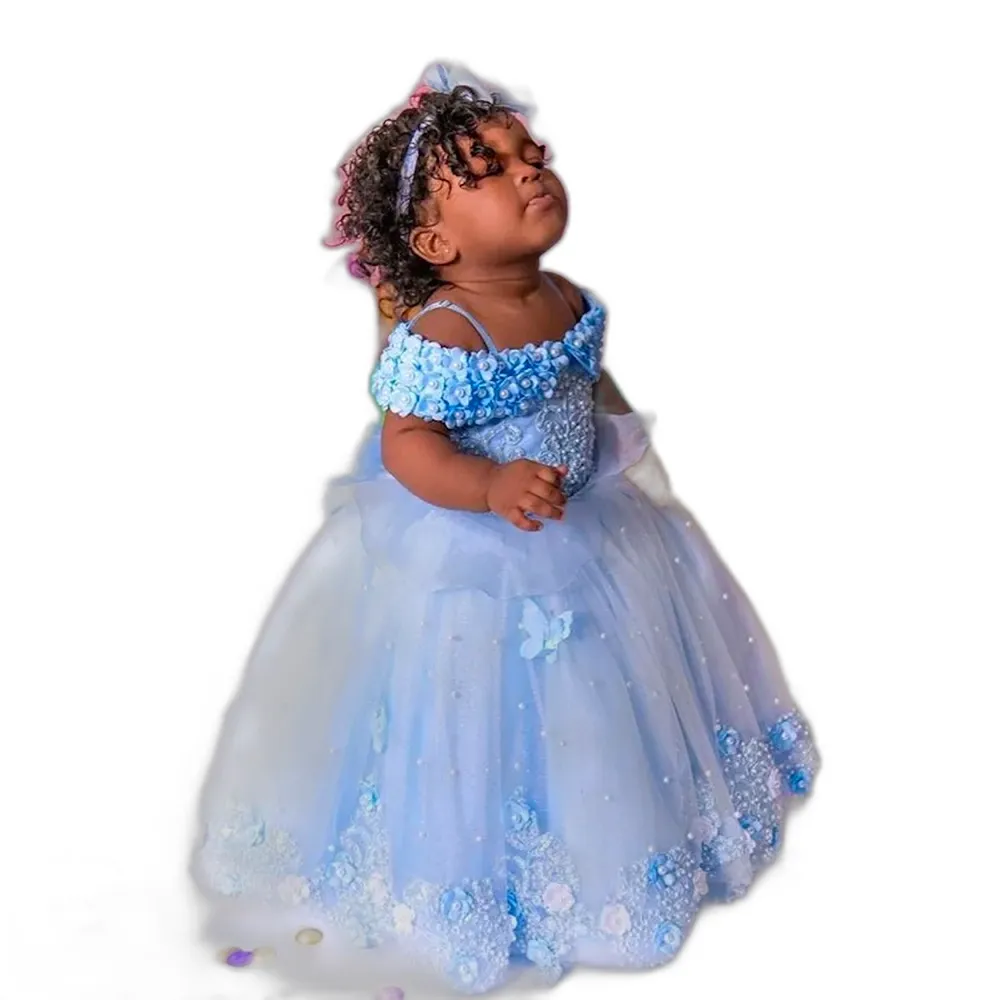 Occhi Marroni Trucco Da Cerimonia Abito Blu Abito Da Ragazza Fiore