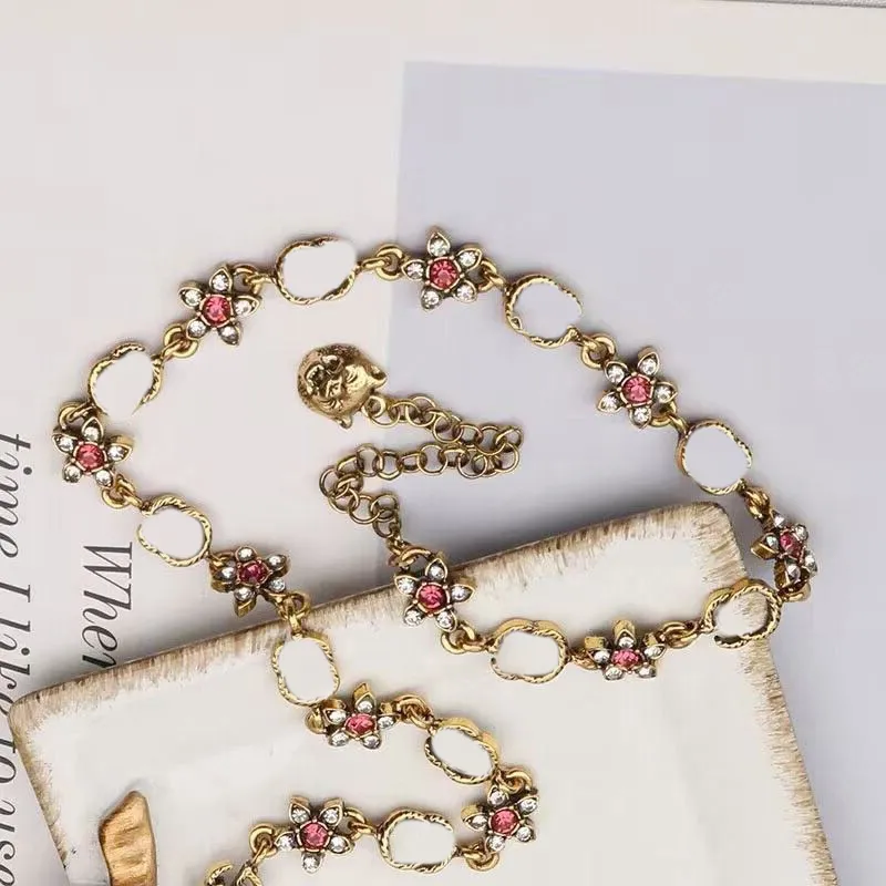 Moda luksusowy projektant wisiorek Naszyjniki Vintage 18K złoty plisowany kryształowy kryształ kryształowy kwiat modny hip-hop kobiety osobowość