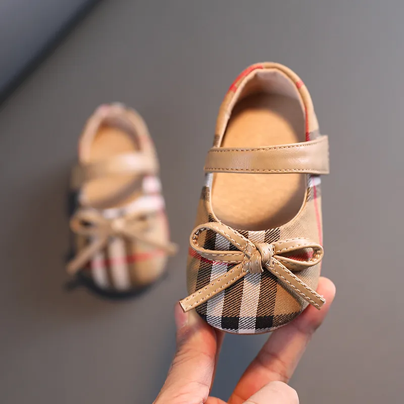 Princess Toddlers Girls Plaid Chaussures Bow-not Kids Flats Dress Chaussures Soft 2023 Spring Automne Nouveau Sweet Size 15-25