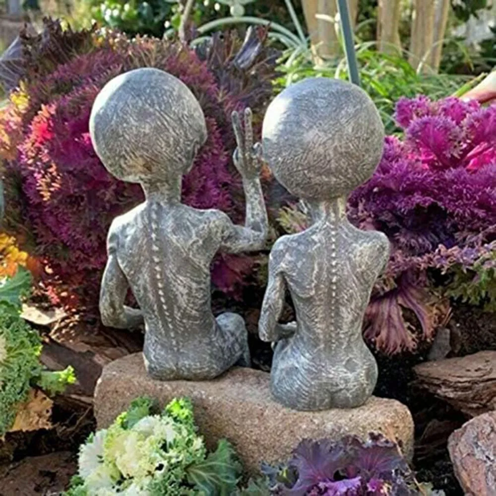 Garden Decorations Resin Alien Statue Sculptures Outdoor Indoor Garden ...