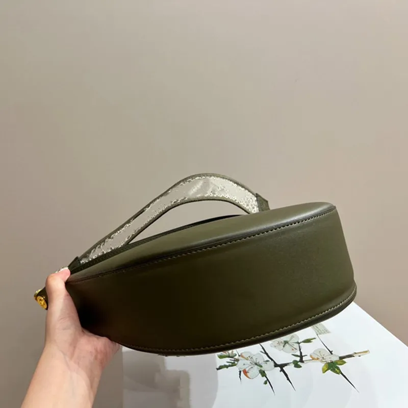 DHgate.com:Loewe Crescent Moon Leather Shoulder Bag, Genuine