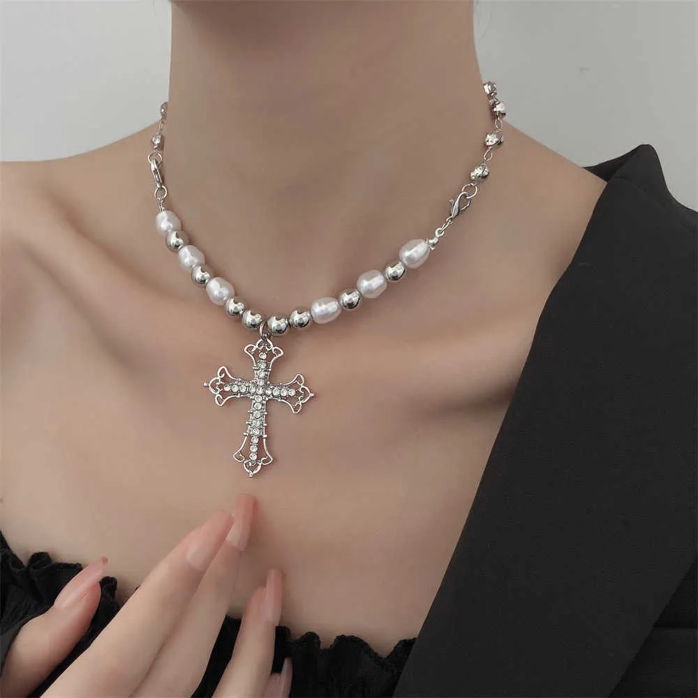 Hanger Kettingen Vintage Minimalistische Bling Cross voor Vrouwen Meisje Gift Verjaardag Bruiloft Trendy Hals Sieraden Goth Parelketting 230613