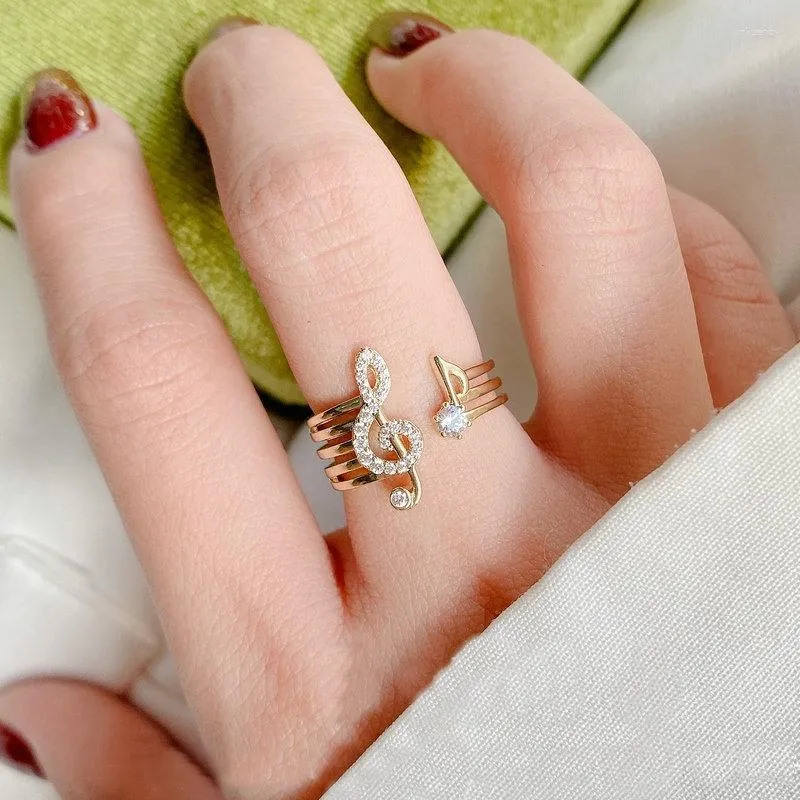 Anelli store con charms