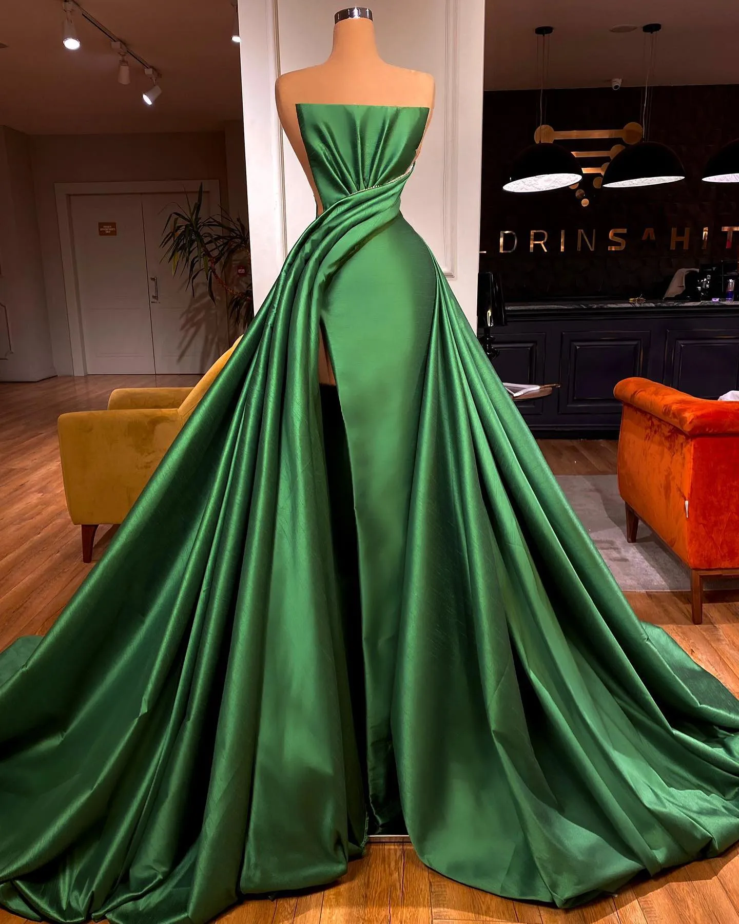 dhgate elegant dresses Make your night unforgettable Blue & white print prom dresses for just $50.99app only, elegant and eye-catching Shop nowhttps://cutt.ly/6tPpD3d4 #PromDress #BlueAndWhite #EveningStyle #ElegantLook #AppOnly #DHgateFinds