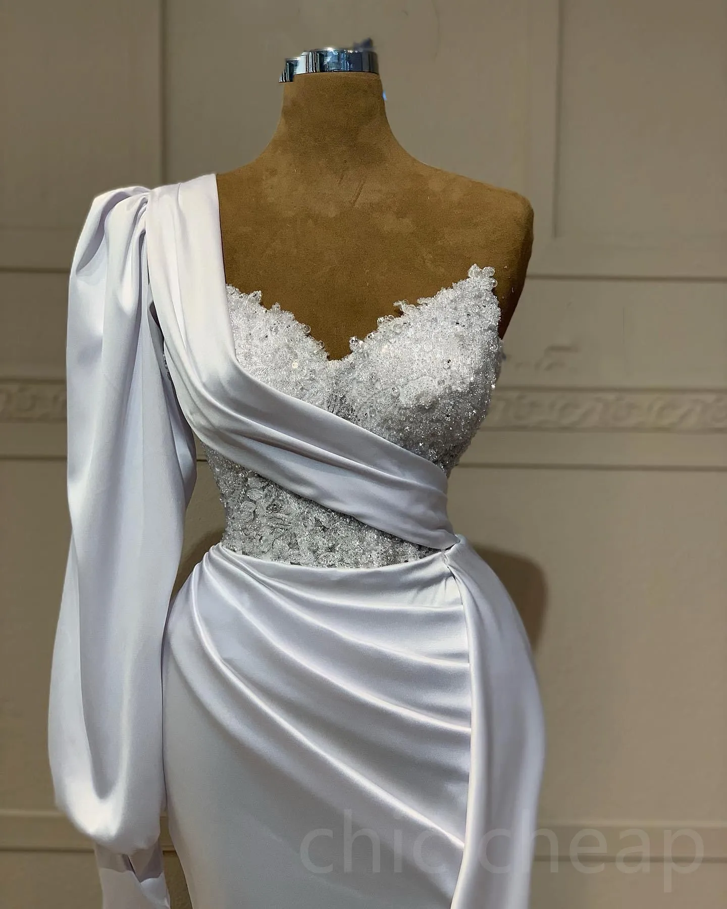 2023 Arabic Aso Ebi White Mermaid Wedding Dress Lace Beaded One Shoulder Bridal Gowns Dresses ZJ2015