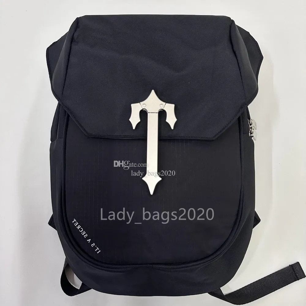 Рюкзак рюкзак Trapstar Дизайнерские нейлоновые ловушки для плеча Классические унисекс сумочки черный Sliver 5A качество Cobra T London School Bag