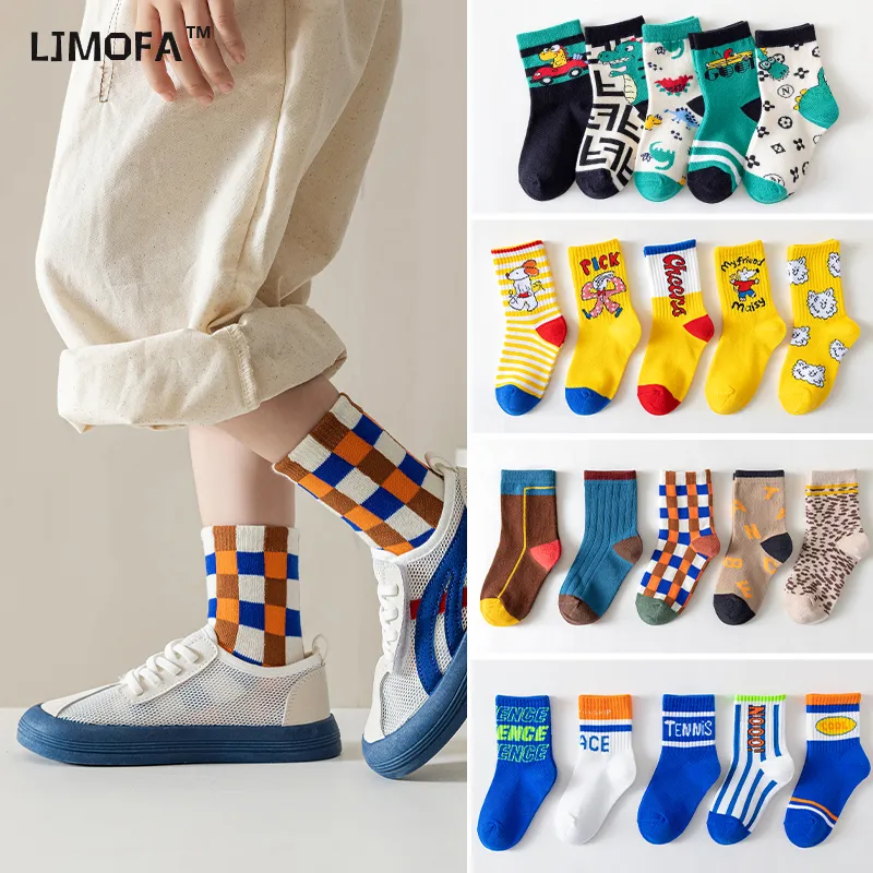 Skarpetki dla dzieci LJMOFA 5 par Socks for Girls Boy Cartoon maluch bawełniane skarpetki sportowe cztery sezony Socks Tube C161 230620