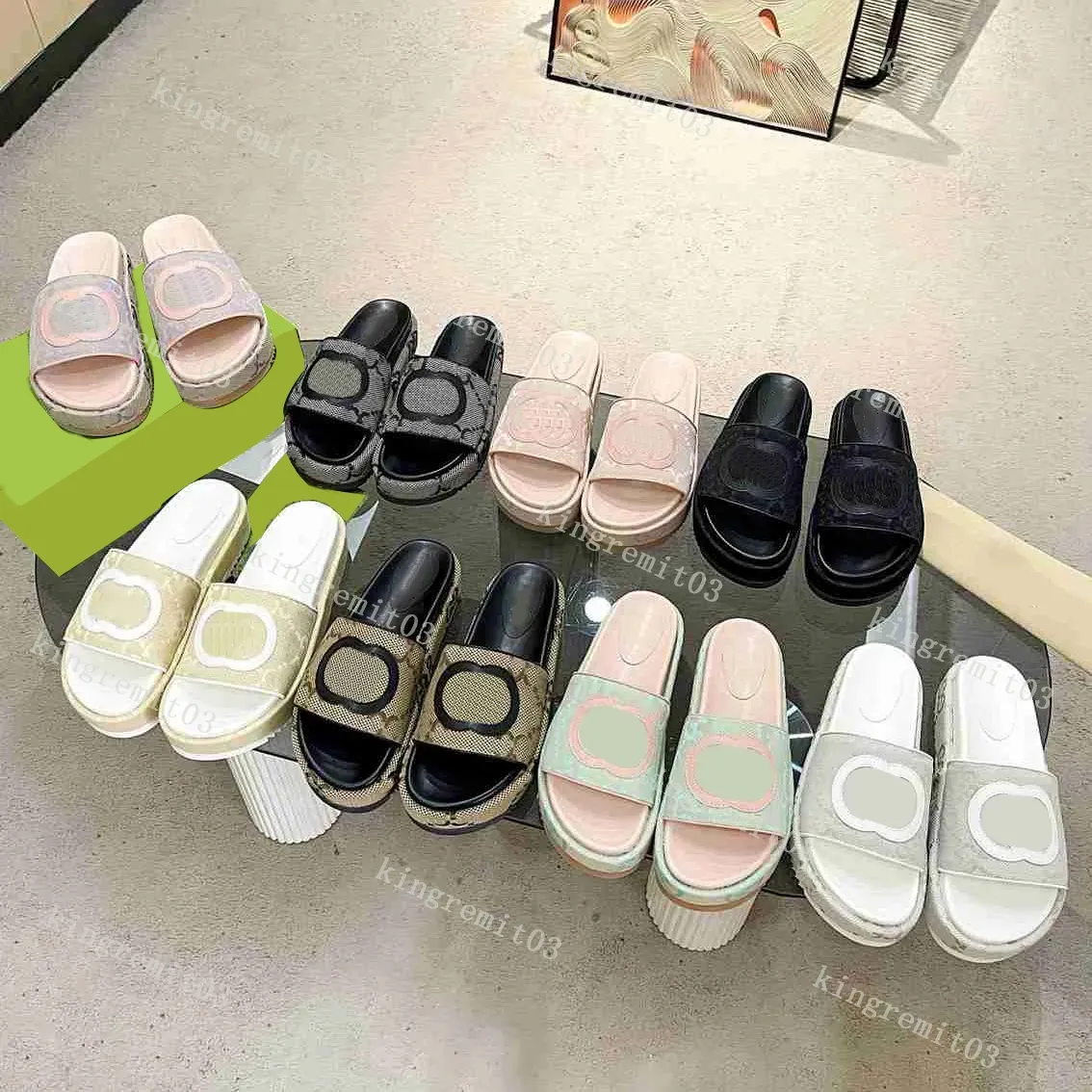 Designer Sandalen Vrouwen Platform Sandaal Dikke Bodem Slipers Waterdichte Hakken Geborduurde Schoenen Mode Slipper Muilezels Stylist Zomer Strand Slides