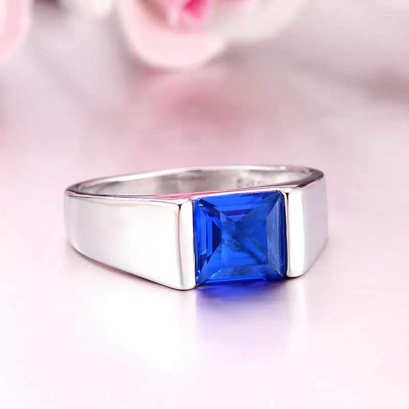 Trouwringen Hoge kwaliteit Blue Crystal Engagement Sfeervolle Mode Zirkoon Inlay Ring Herensieraden