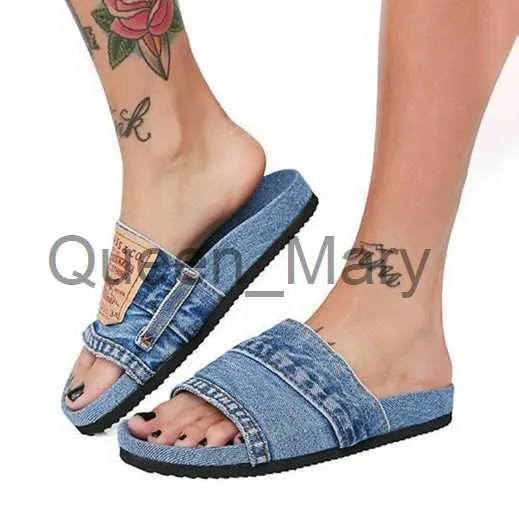 Pantofole New 2023 Summer Outdoor Cowboy Ladies Sandalo Beach Tinta unita Casual FlatHeeled Moda Jean Denim Lettere Pantofole spesse J230621