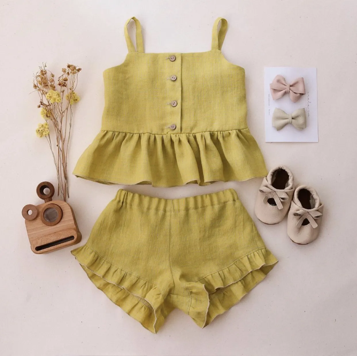 Clothing Sets Baby Girl Suits Summer Clothes TopsShorts Vest Harness Falbala Cotton Linen Solid Color Outfits Bebe Infant 230620