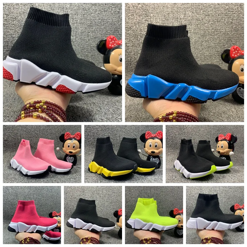 Fashion Boys Girls Sock Kid Casual Baby Shoes Outdoors Sports Shoes Paris Designer Triple Light Black Black Classic Pink Green Slow School Sneakers 24-35