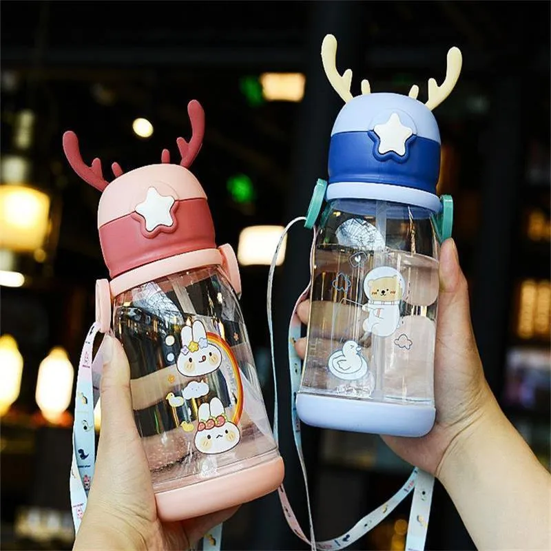 Biberon # Kids Water Sippy Cup Antler Creativo Cartoon Bicchieri con cannucce Bottiglie a tenuta stagna Outdoor Childrens 230621