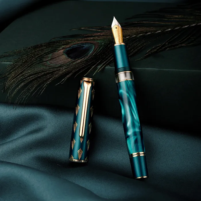 Stylos Plume Hongdian N7 Résine Piston Stylo Plume EFFMLong Couteau Nib Beau Vert Gris Paon Totem Cap Écriture Bureau Cadeau Stylo À Encre 230620