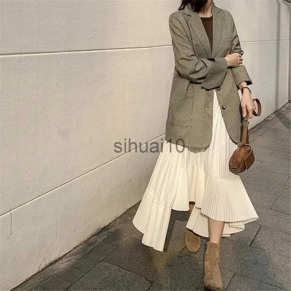 Skirts Black Gothic Irregular Pleated Skirt Solid Color Elastic High Waist Stitching Ruffled Woman Skirt Simple Fashion 2021 Autumn New J230621