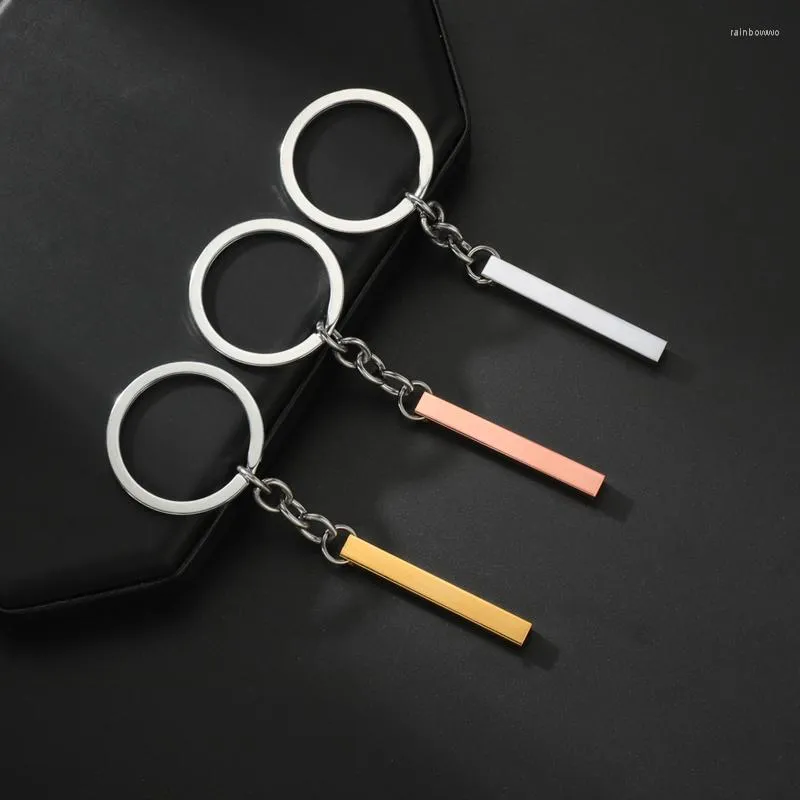 Keychains 2023 Funny Keychain Cute Trend Titanium Steel Car Key Pendant Couple Trinket Gift Keyrings