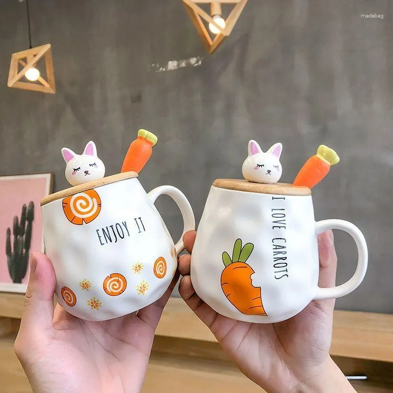 Canecas criativas de desenhos animados bonitos para meninas caneca de cerâmica com tampa colher para meninos e café da manhã leite café água