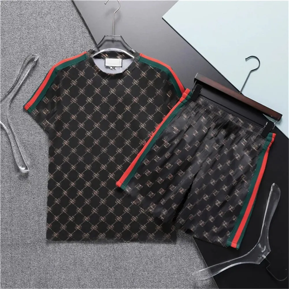 Mens Trailtits Designer Suit Pantolon Günlük Seti Jogou Baskı T -Shirt Kum Zor Pantolon, Sweatshirt Sıradan Gömlek Günlük Te Te